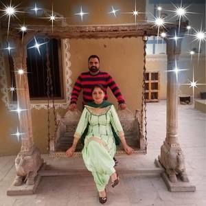 Meet your Posher, Hamit